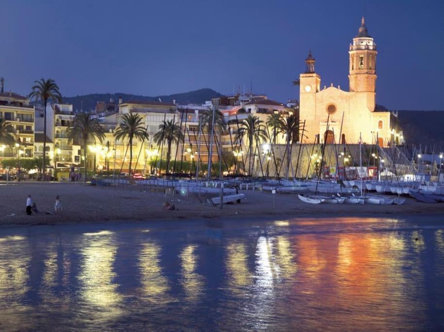 Marina Beach Aiguadolc Sitges Esterno foto